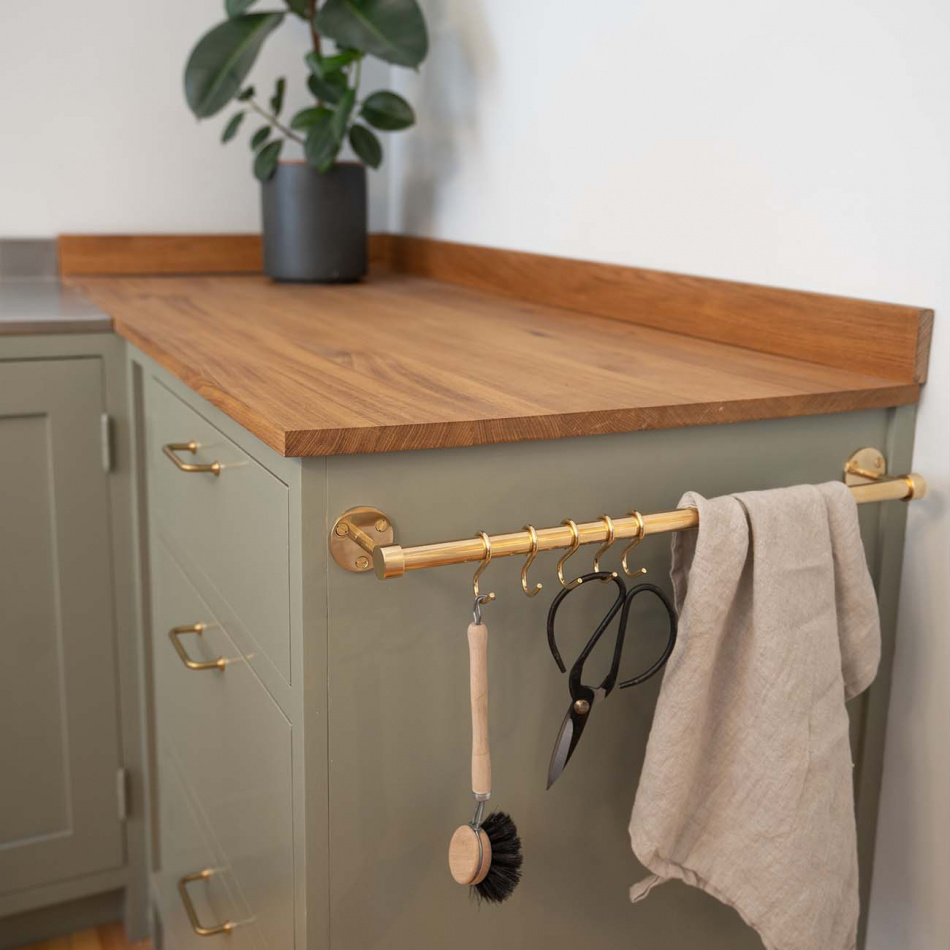 Veggoppbevaring Aveny – en vakker detalj til kjøkkenet