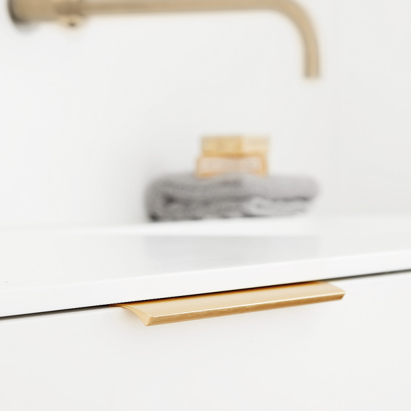 Profilhåndtak Edge Straight - 40mm - Rustfri look 