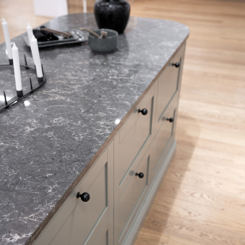 Knott Lily - 30mm - Matt svart