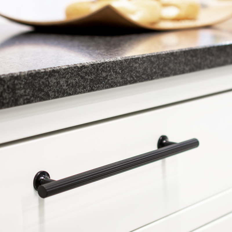 Håndtak Portland - 192mm - Svart