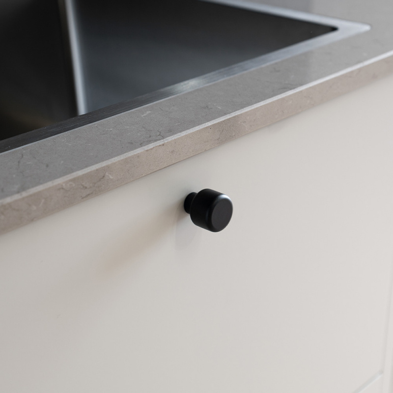 Knott Esther - 28mm - Matt svart