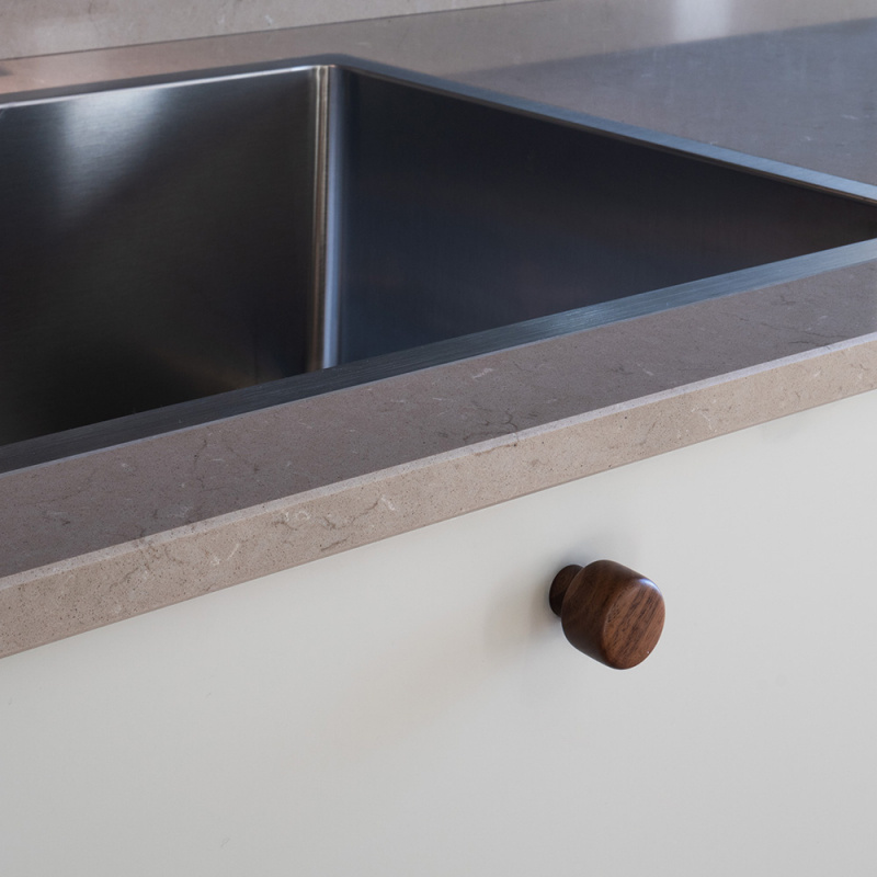 Knott Esther - 28mm - Valnøtt