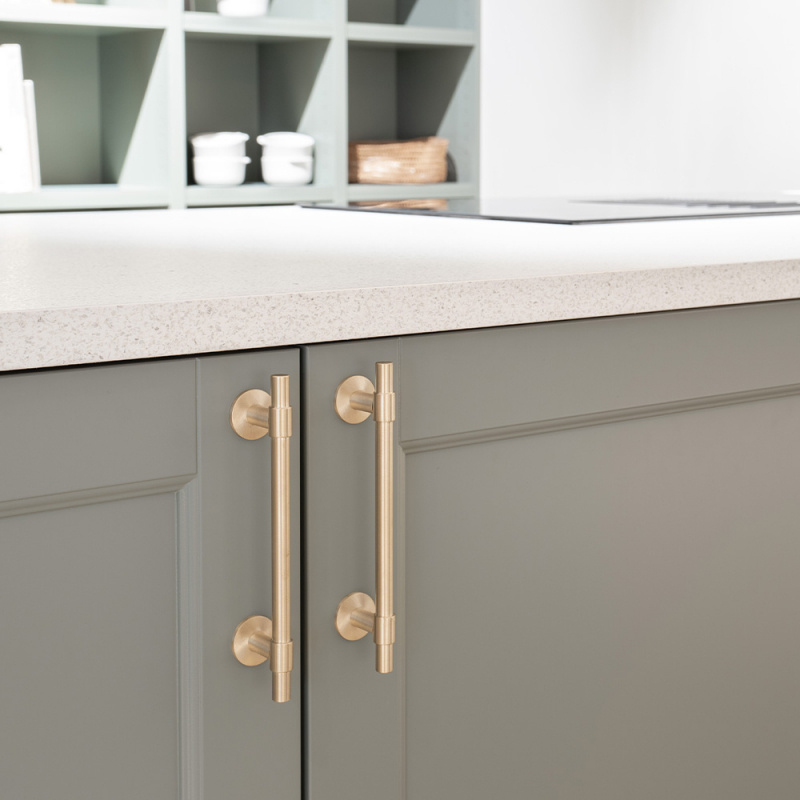 Håndtak Uniform - 128mm - Børstet ubehandlet messing