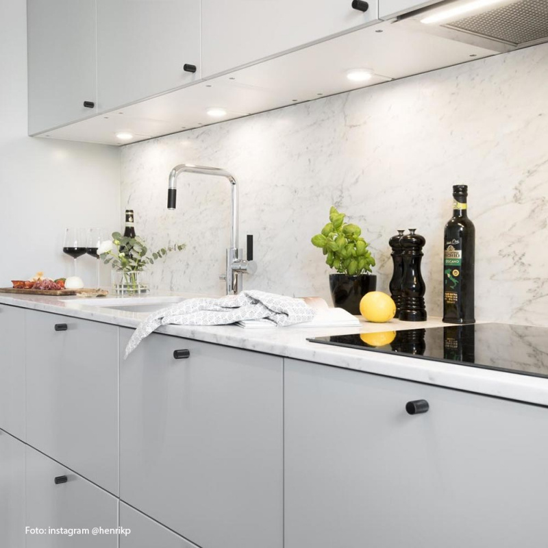 Knott Graf - Mini 17mm - Matt sort