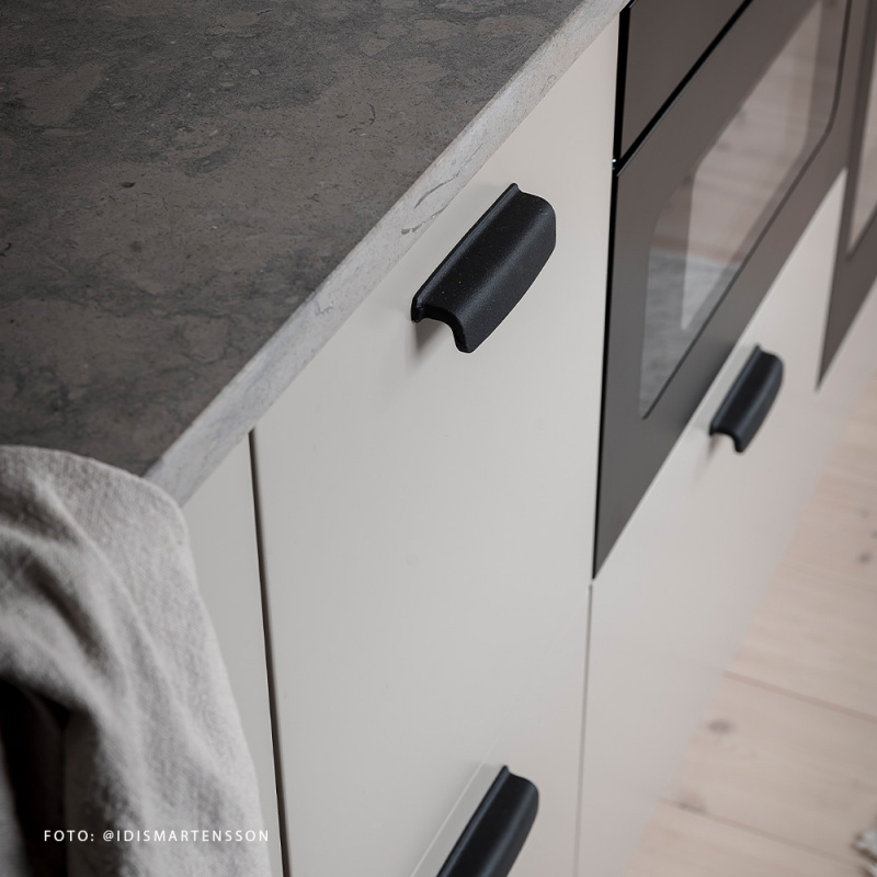 Håndtak Art - 96mm - Støpejern Svart