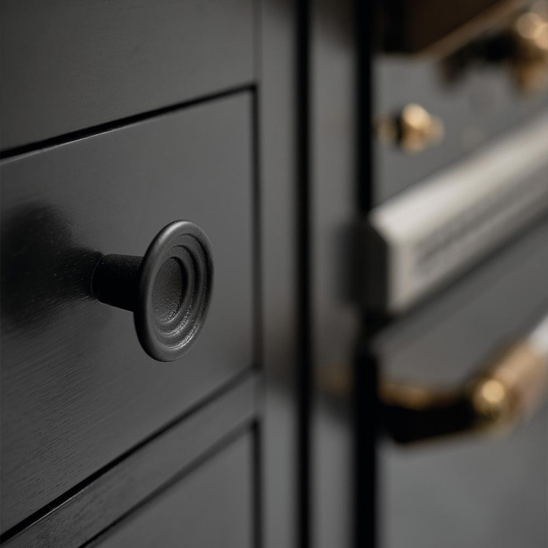 Knott Fleur Cast Iron