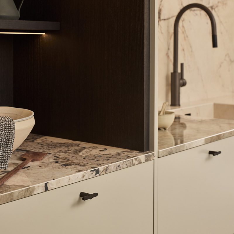 Knott T Flow - Brunet messing