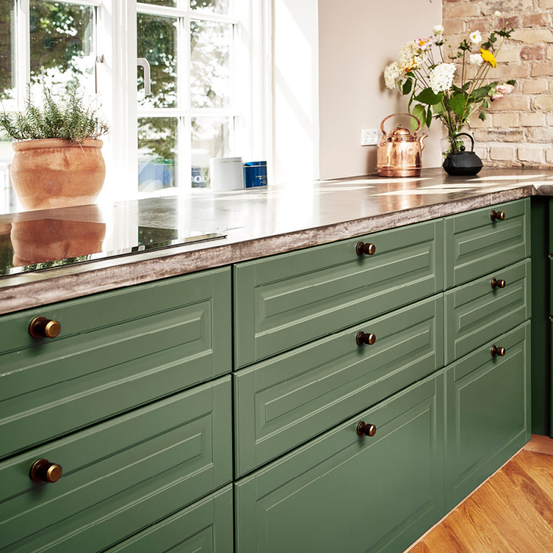 Knott Manor Round - Antikk messing