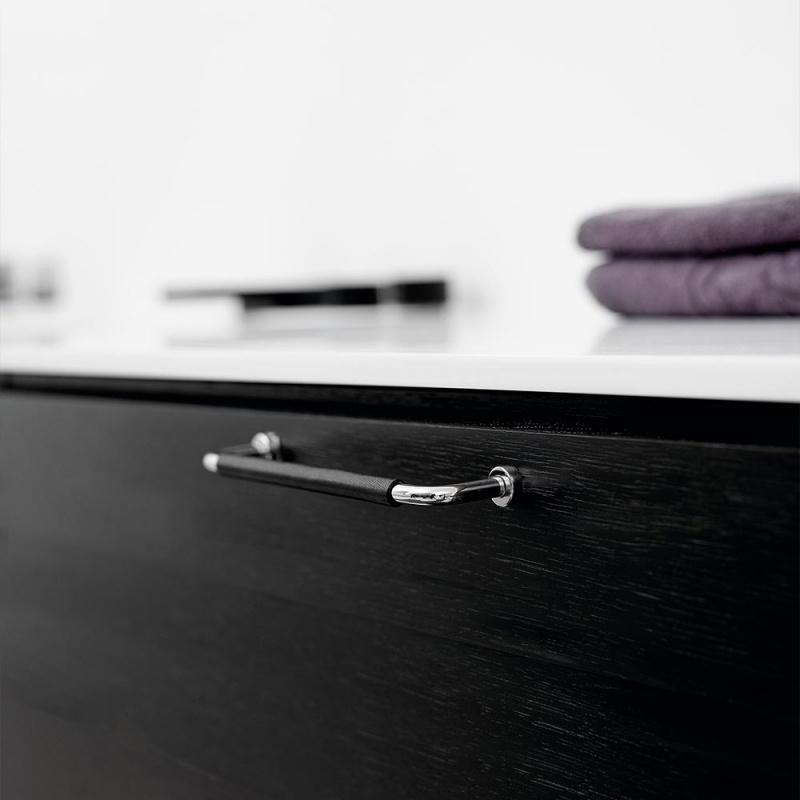 Håndtak Lounge - 160mm - Krom/Svart Lærinpakket