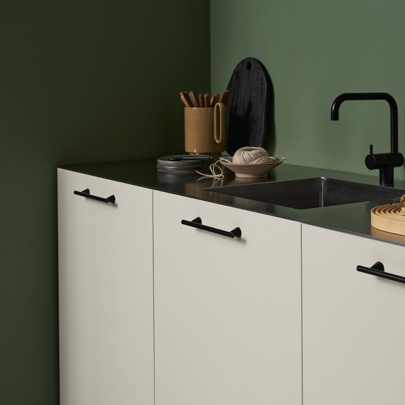 Håndtak Delta - 160mm - Matt sort