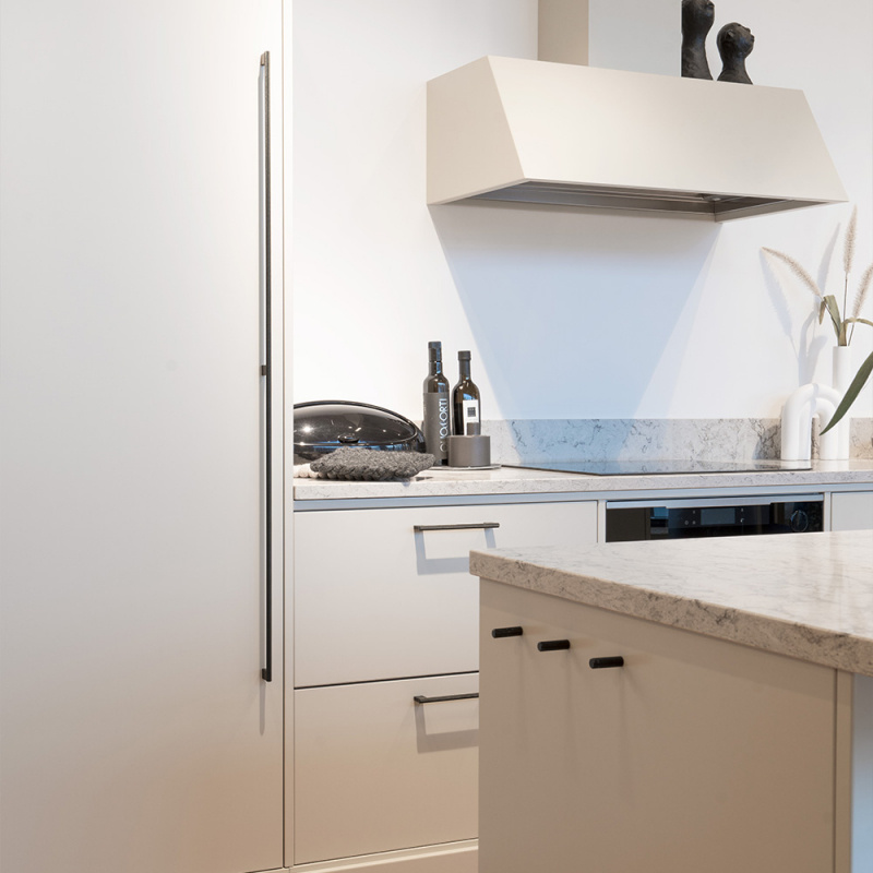 Knott Graf Mini - 10mm - Matt sort