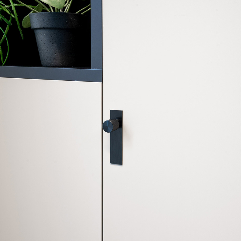 Knott Arpa - Bakplate - Børstet svart