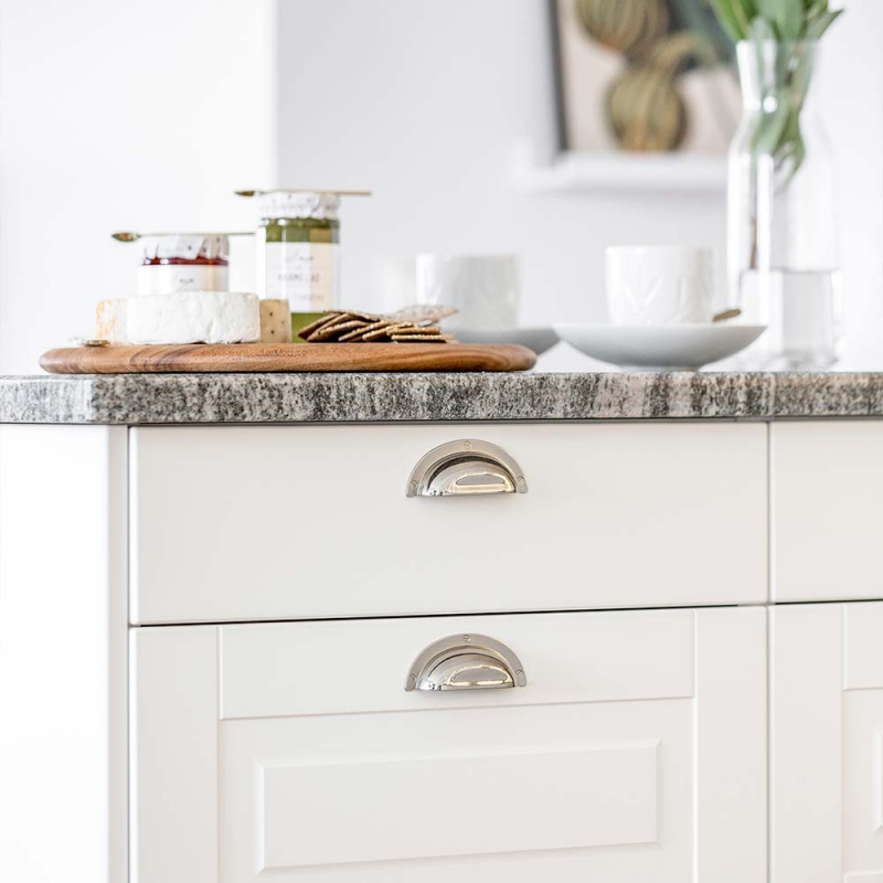 Skålhåndtak 3922 forniklet. Foto: Härjedalskök