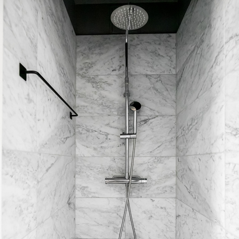 Base 200 - Håndklestang - Matt sort