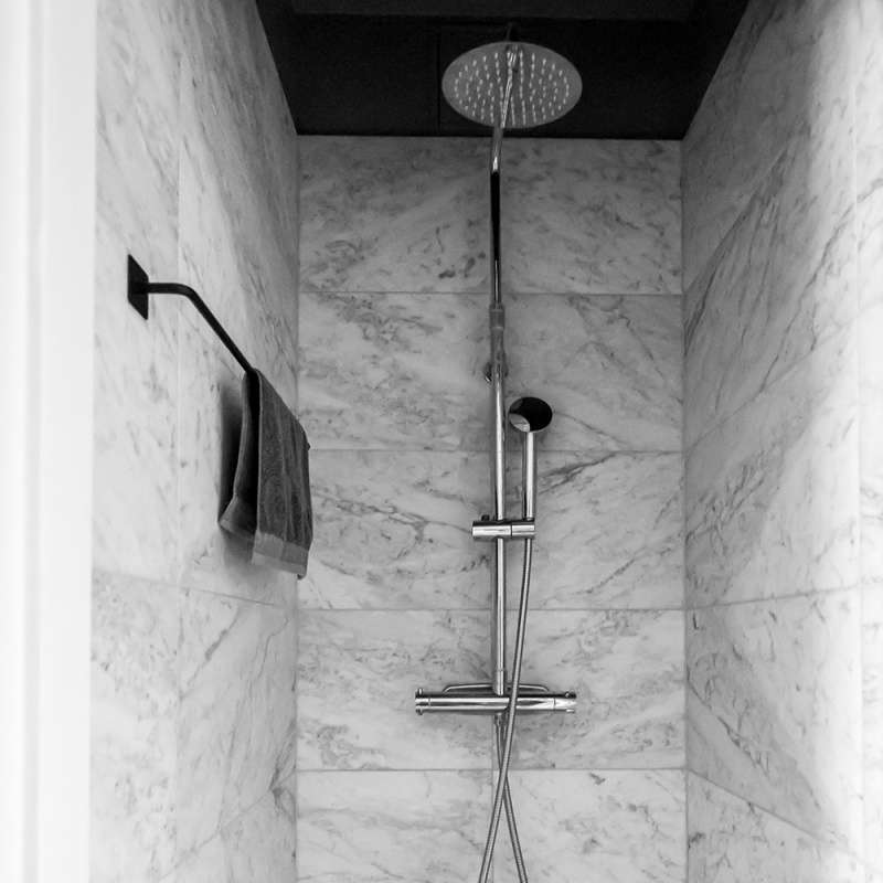 Base 200 - Håndklestang - Matt sort