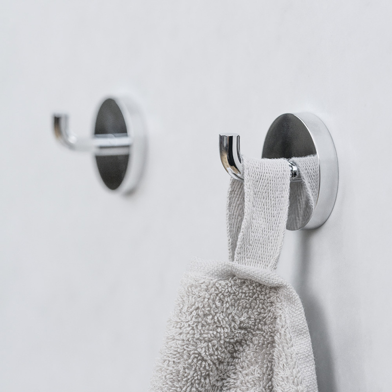 Calm - Enkel knagg - Polert krom