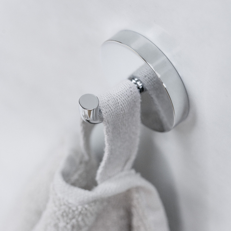 Calm - Enkel knagg - Polert krom