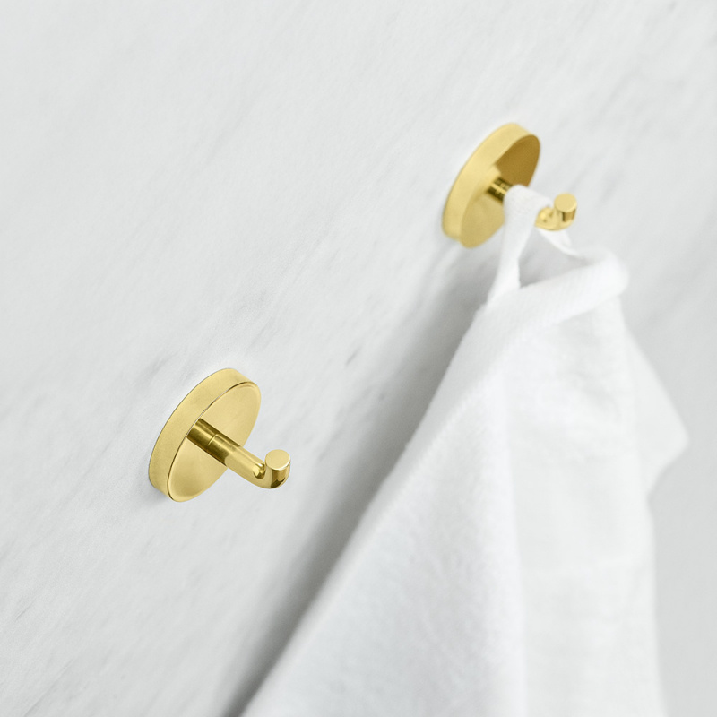 Calm - Enkel knagg - Polert messing