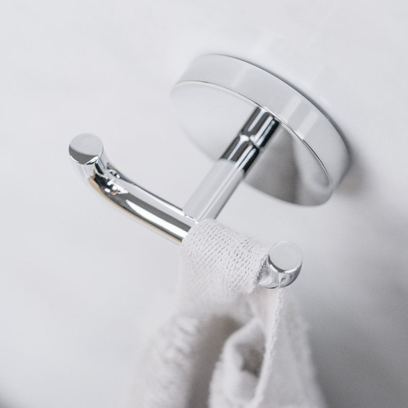 Calm - Dobbel knagger - Polert krom