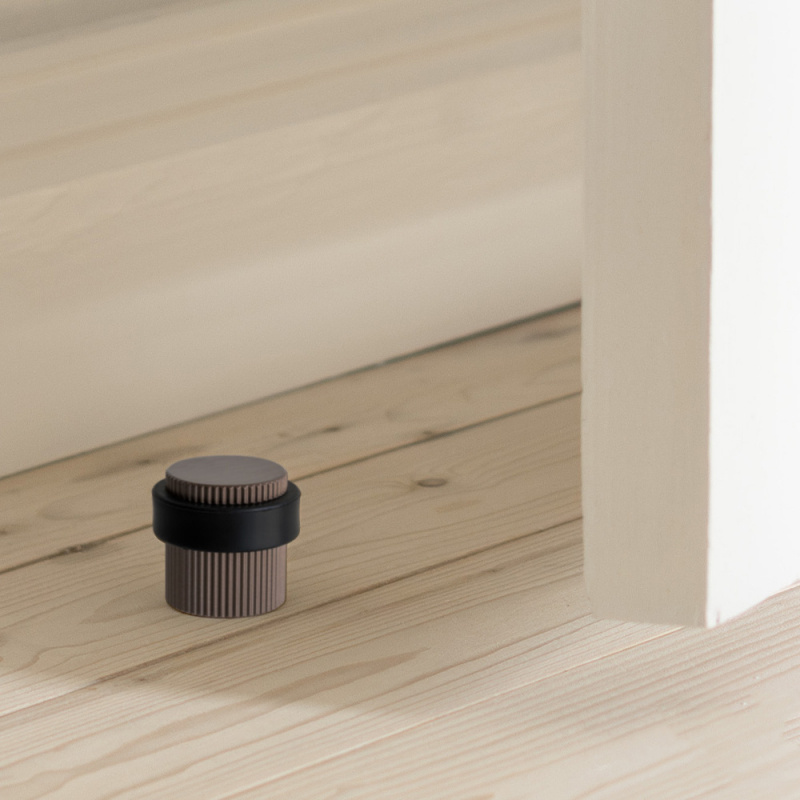 Dørstopper Helix Stripe - Mørk bronse