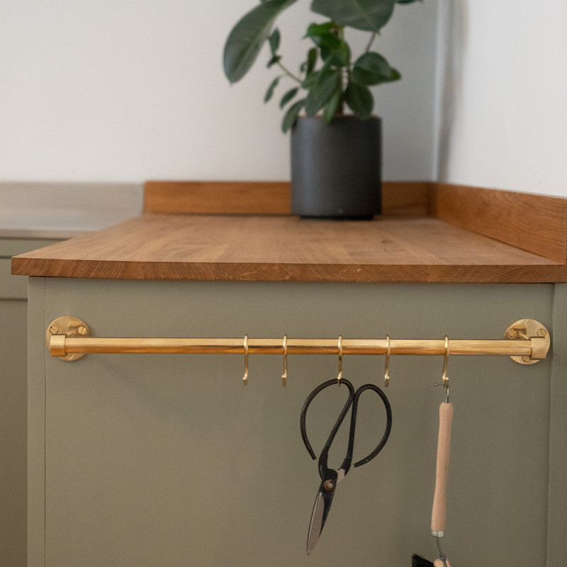 Veggoppbevaring til kjøkken Aveny - 600mm - Komplett - Polert Ubehandlet Messing