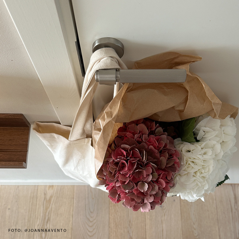 Dørhåndtak Helix 200 Stripe - Rustfri look