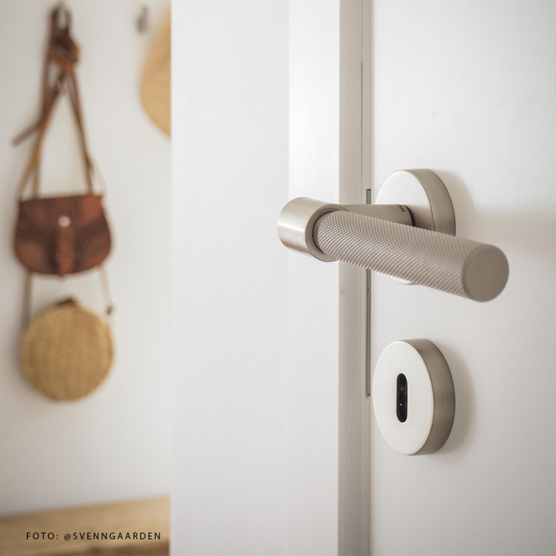 Dørhåndtak Helix 200 - Rustfri look