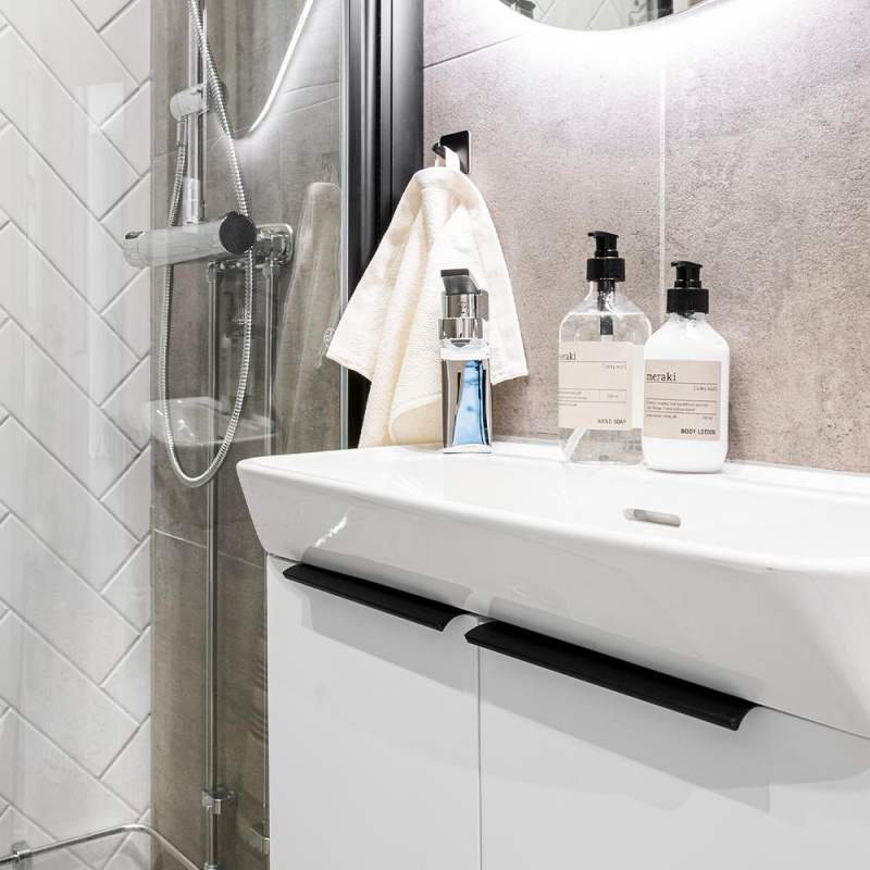 Edge Straight, børstet svart. Foto: hemisfar.com