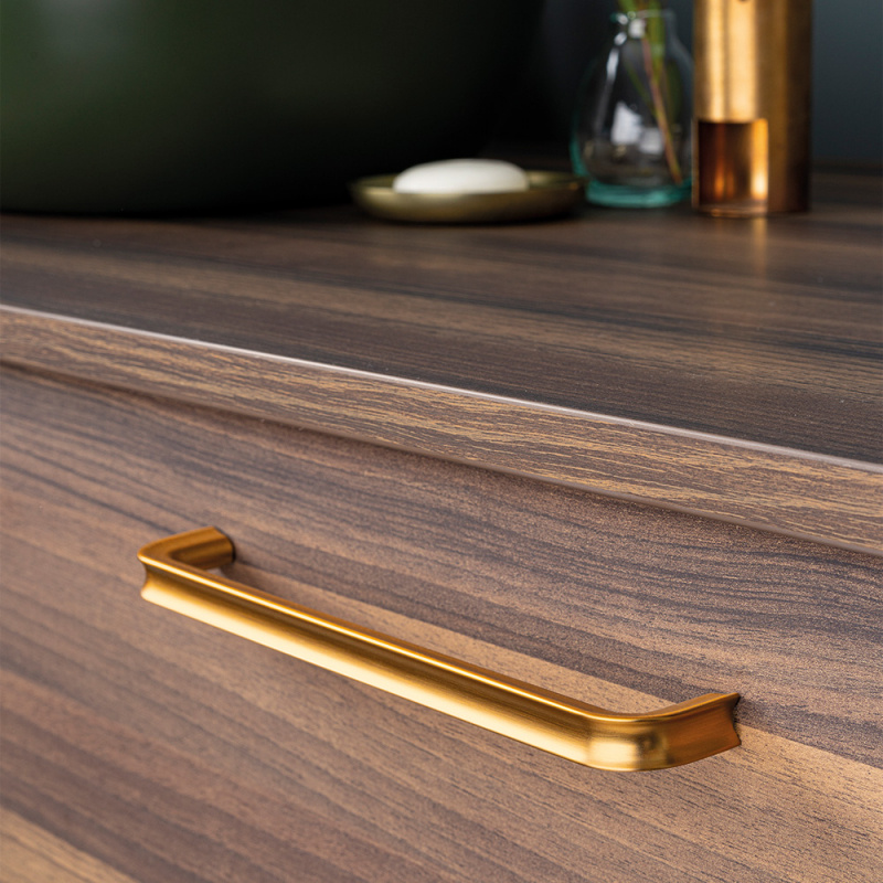 Håndtak Lizz - Børstet messing