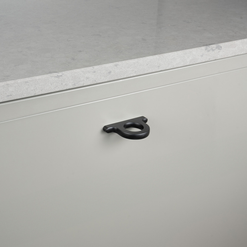 Håndtak Omega - Matt sort