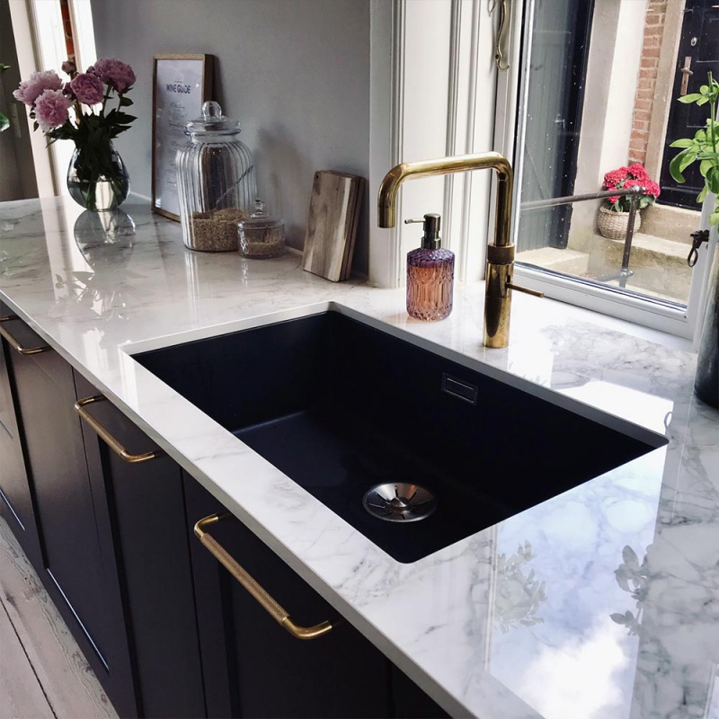 Håndtak Helix messing. Foto: maschavang.dk