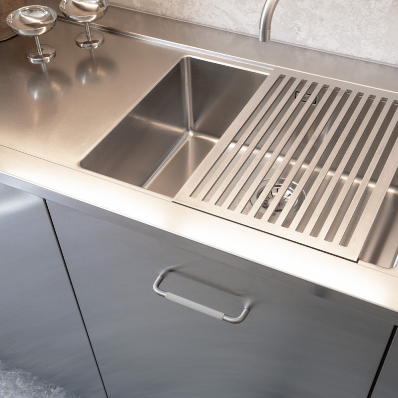 Håndtak Helix Stripe - Rustfri look 