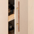 Håndtak Kumo Wood - Valnøtt/messing Håndtak Kumo Wood - Valnøtt/messing