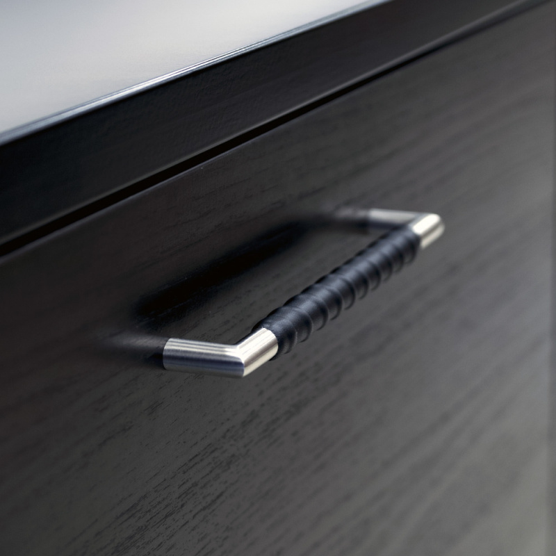 Håndtag Norma 12 - Rustfritt/svart lær