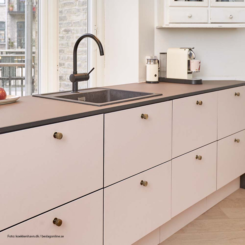 Knott Crest - Antikk bronse